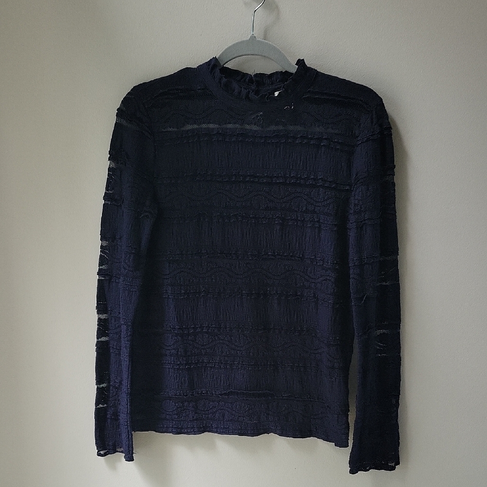 Hinge Lace Textured‎ Long Sleeve Top Mock Neck Navy Blue Women Sz Medium Preppy
